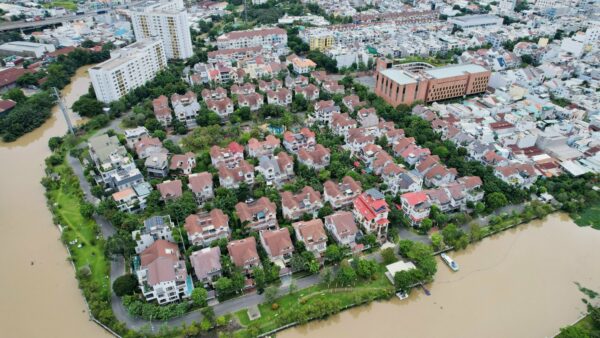 Biệt Thự Nam Phú Villas, Đường Trần Trọng Cung, Phường Tân Thuận Đông, Quận 7, Hồ Chí Minh