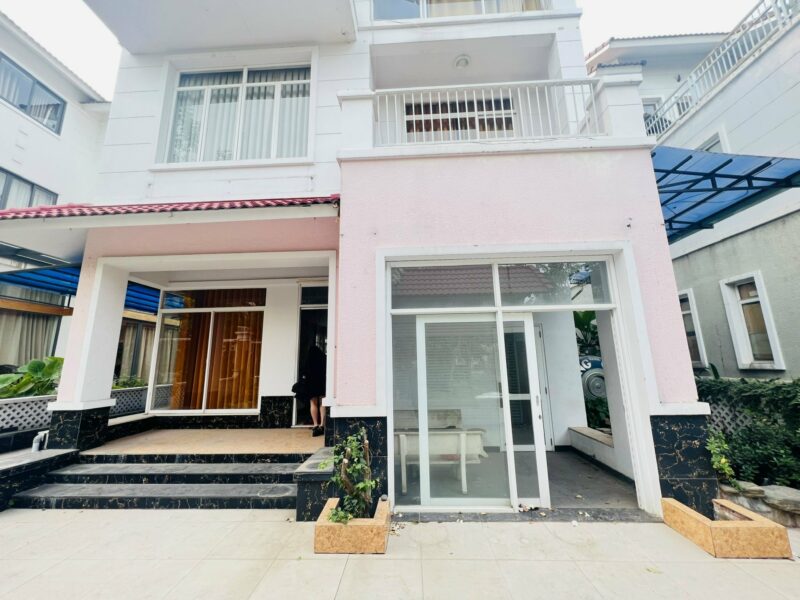 Bán biệt thự đơn lập lập 288 m2 khu compound Nam Phú Villas Quận 7