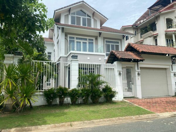 Bán biệt thự đơn lập lập 384m2 view sông công viên Nam Phú Villas Q7