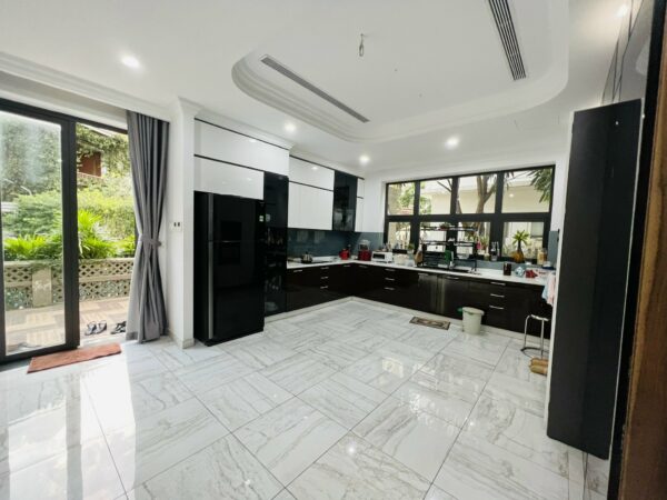 Bán biệt thự đơn lập lập 384m2 view sông khu compound Nam Phú Villa Q7