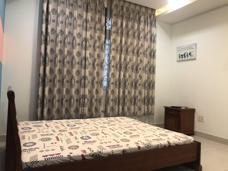 Bán nhà 73m2 SHR 4 tầng đường công viên sát ĐH Văn Lang Đặng Thùy Trâm