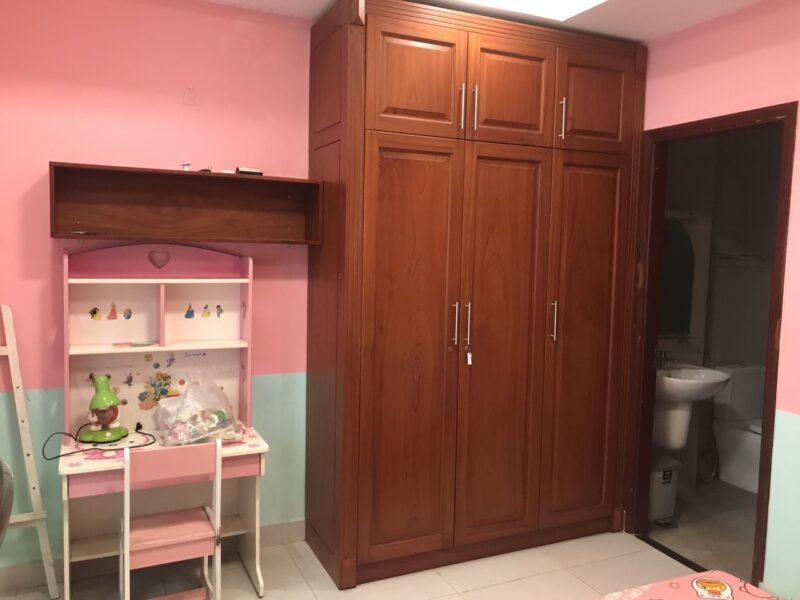 Bán nhà 73m2 SHR 4 tầng đường công viên sát ĐH Văn Lang Đặng Thùy Trâm