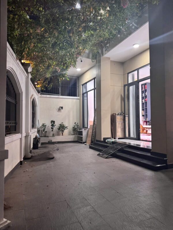 Bán biệt thự góc 2 mặt tiền đường 16m ven sông Đặng Thùy Trâm Bình Thạnh