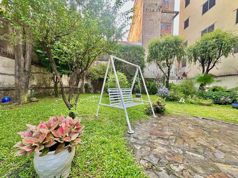 Bán biệt thự 617,5 m2 Đường 17 Thủ Đức cách sân bay 15 phút sát Bình Thạnh kết nối Phạm Văn Đồng