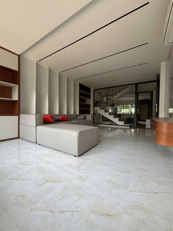 Bán 2 căn liền kề 138.5m2 Hà Huy Giáp sát Gò Vấp xây 5 tầng đường 12m