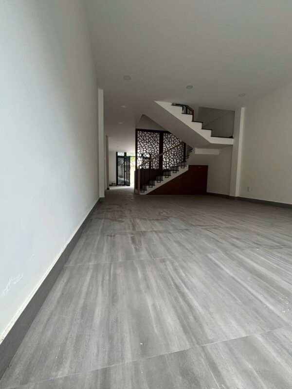 Bán 2 căn liền kề 138.5m2 Hà Huy Giáp sát Gò Vấp xây 5 tầng đường 12m