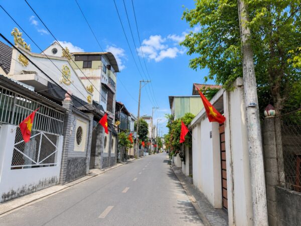 Bán nhà 120 m2 (6x20) Tô Ngọc Vân Thủ Đức HXH khu an ninh tiện ích đầy đủ