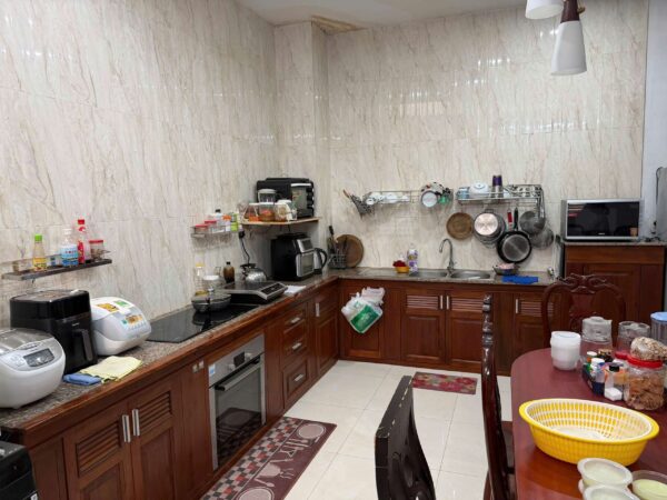Bán nhà 120 m2 (6x20) Tô Ngọc Vân Thủ Đức HXH khu an ninh tiện ích đầy đủ