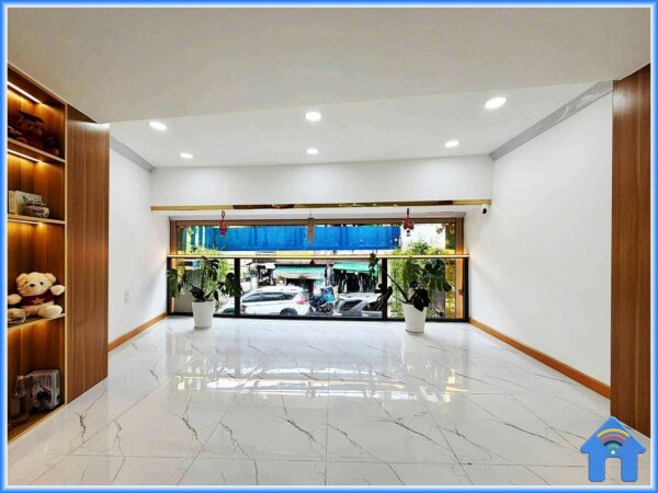 Bán nhà mặt tiền Phan Văn Trị Bình Thạnh 63 m2 xây 3 lầu kinh doanh tốt