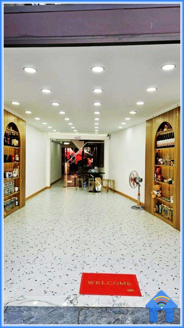 Bán nhà mặt tiền Phan Văn Trị Bình Thạnh 63 m2 xây 3 lầu kinh doanh tốt